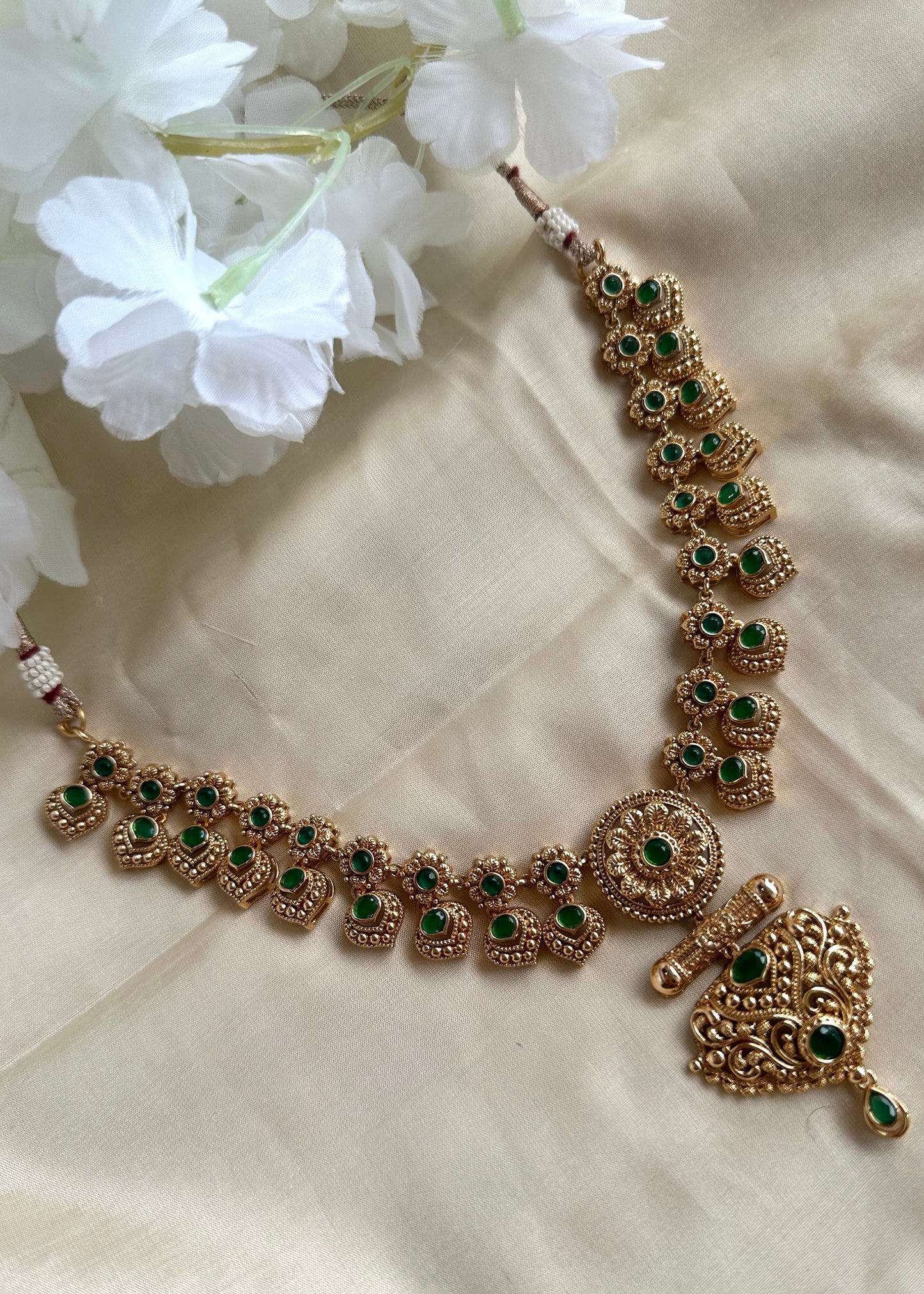 Kalika Necklace Set