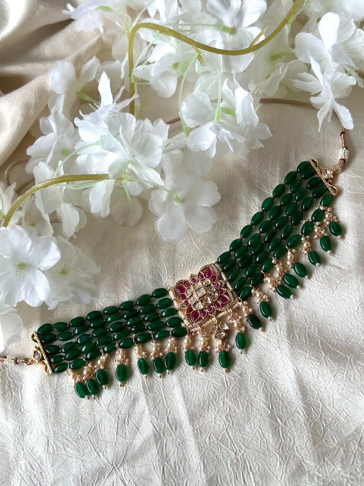 Anvika Choker Set