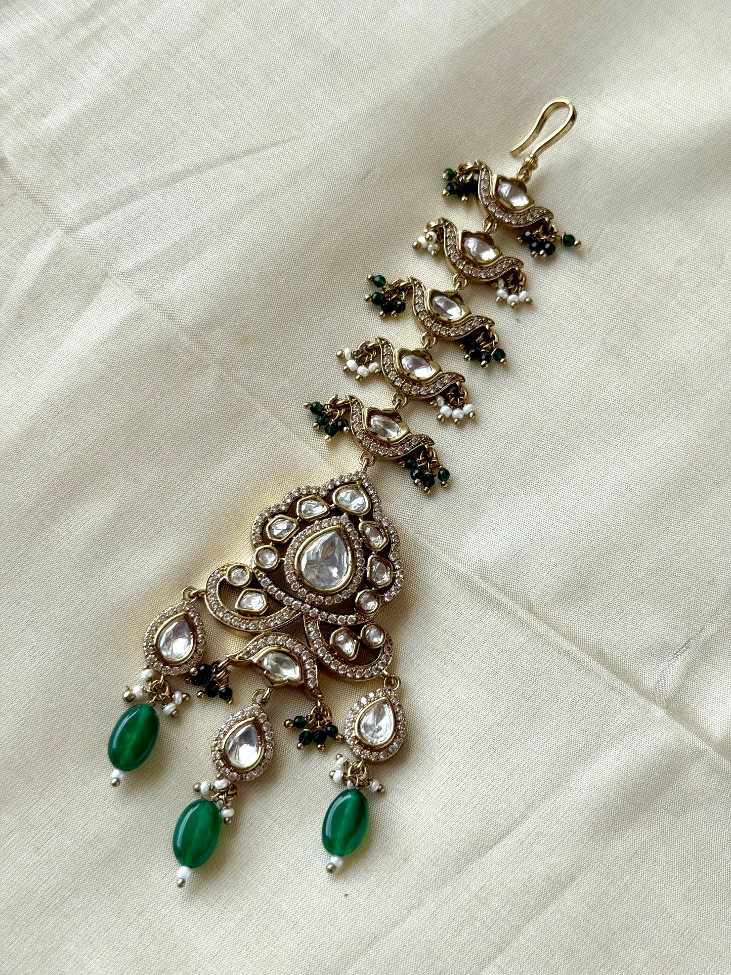 Naaz Emerald Choker set