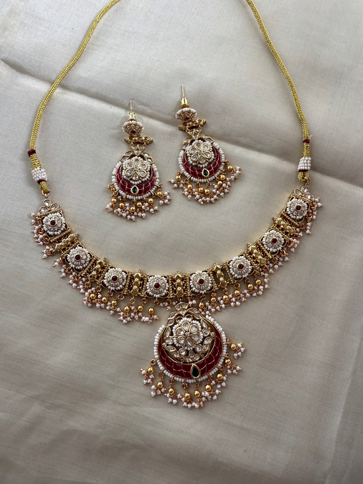 Swarnrekha Necklace Set