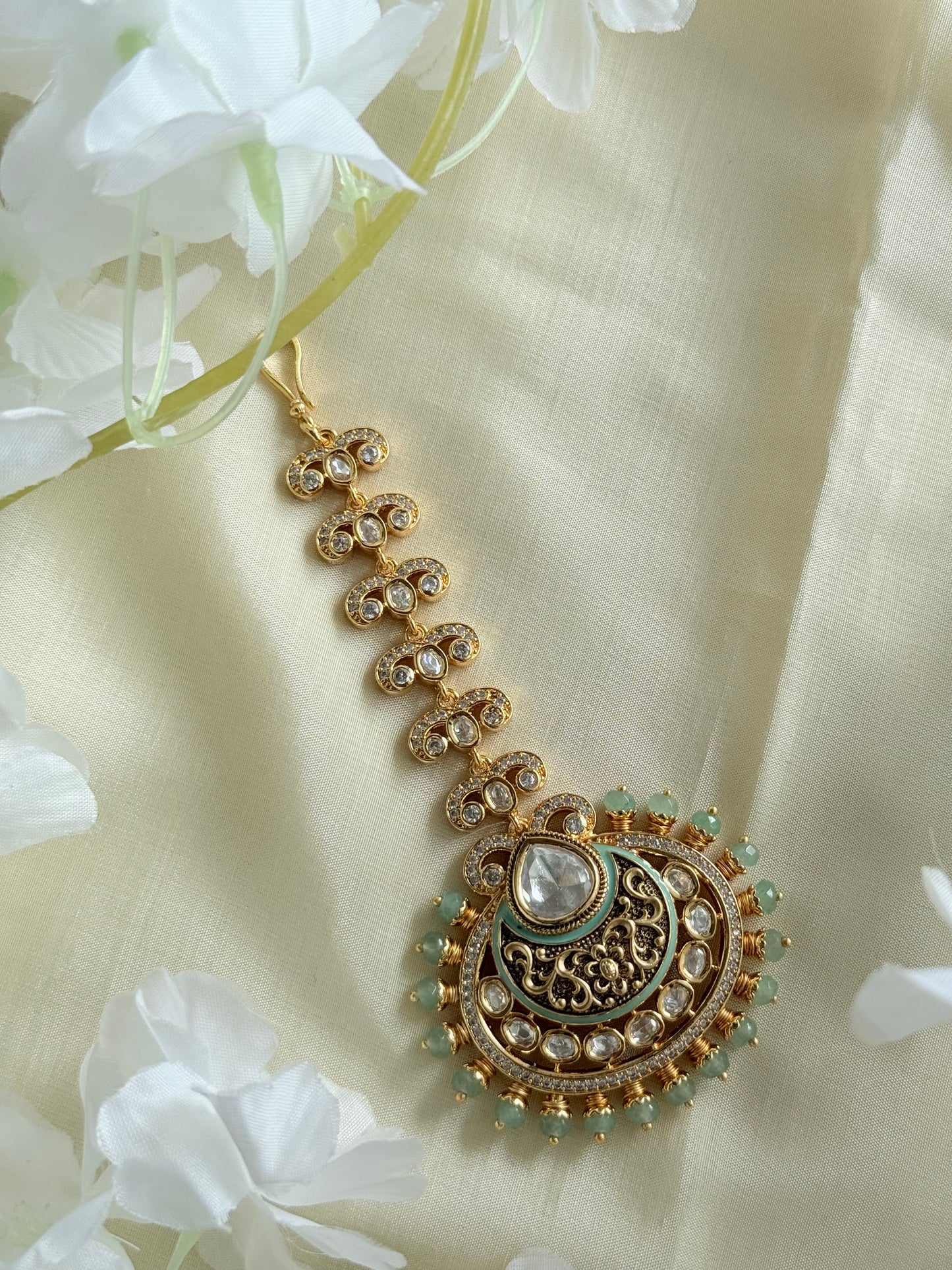 Amaira Antique Style Maangtika