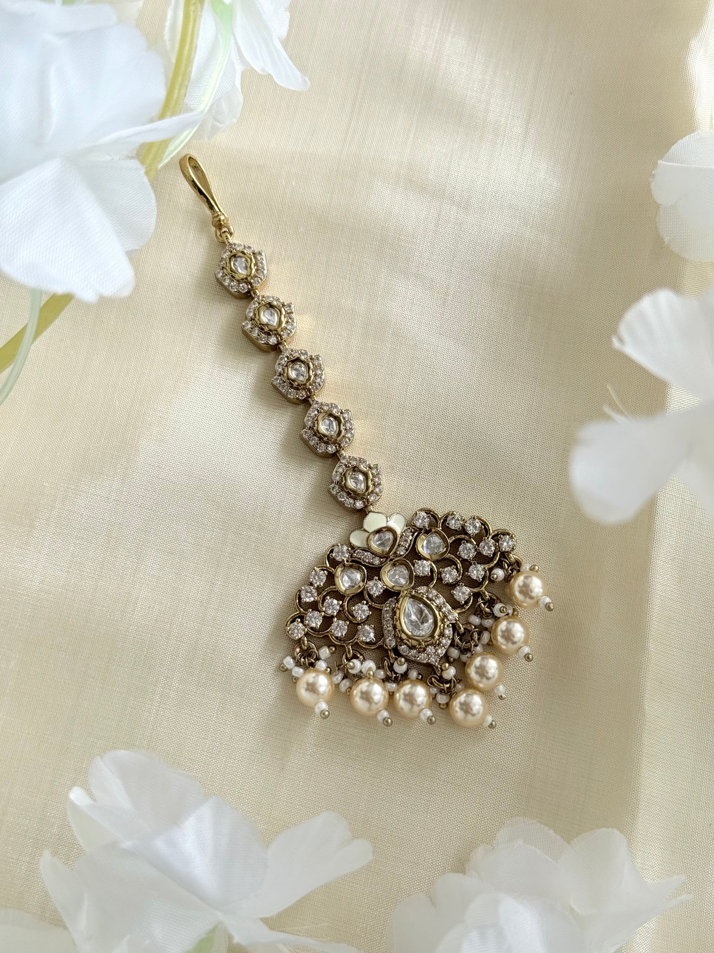 Ishya Antique Style Maangtika