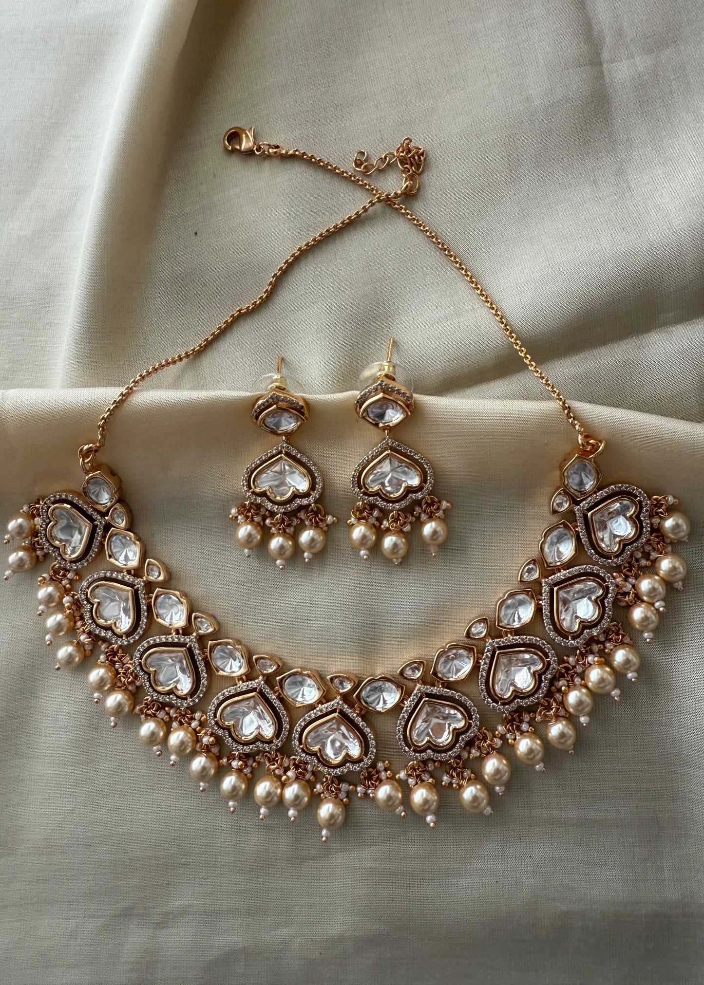 Iravah Necklace Set