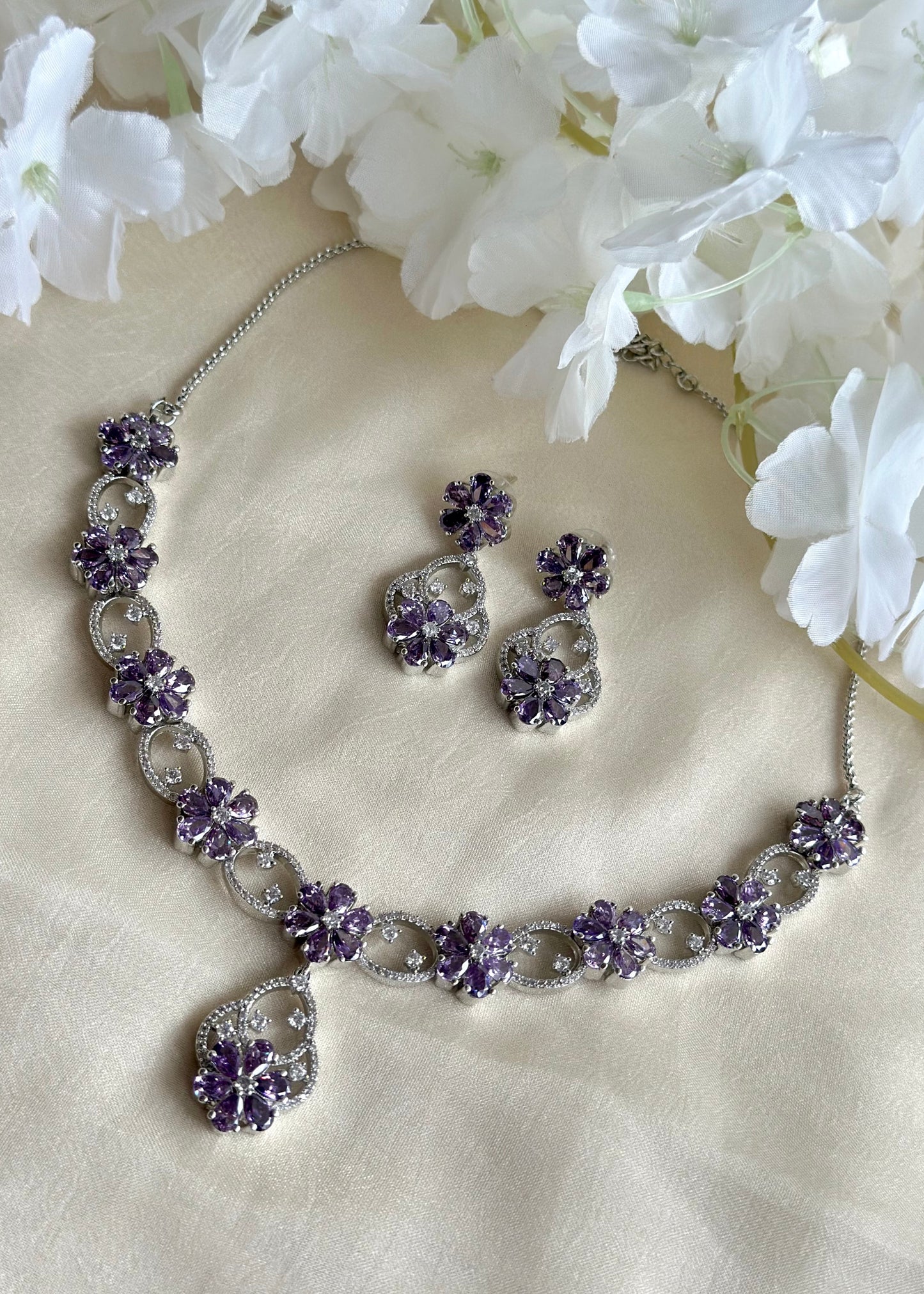 Roshka Silver Necklace set