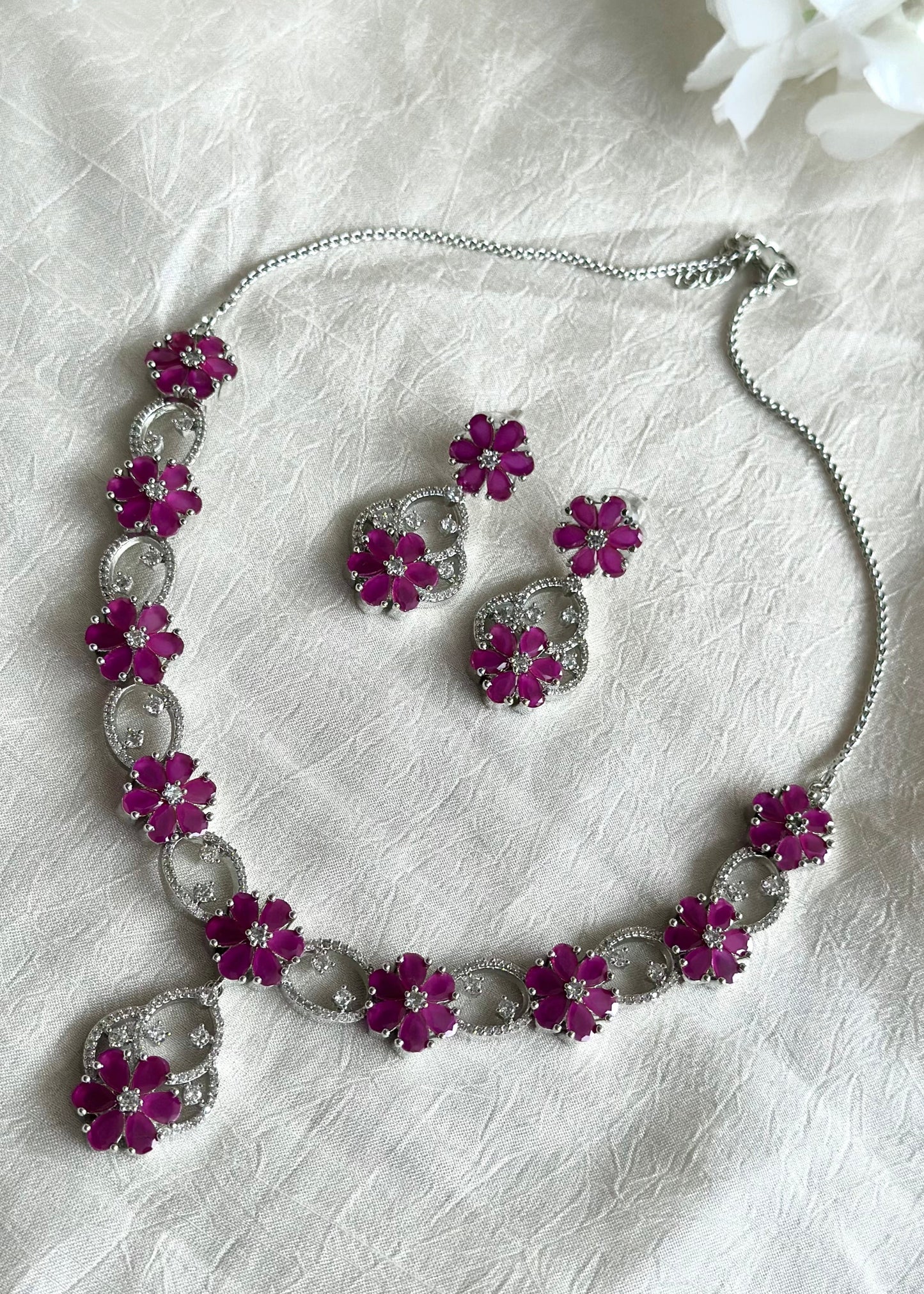 Roshka Silver Necklace set