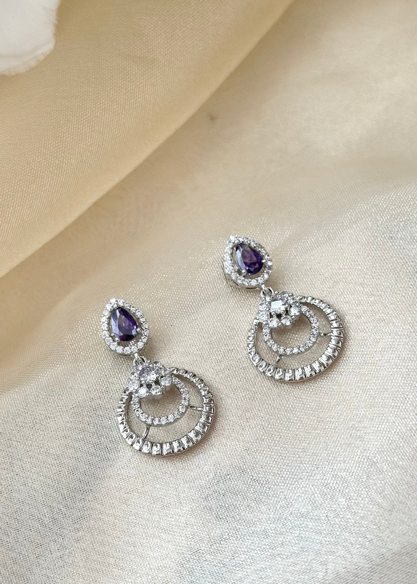 Kiyana Silver Necklace Set