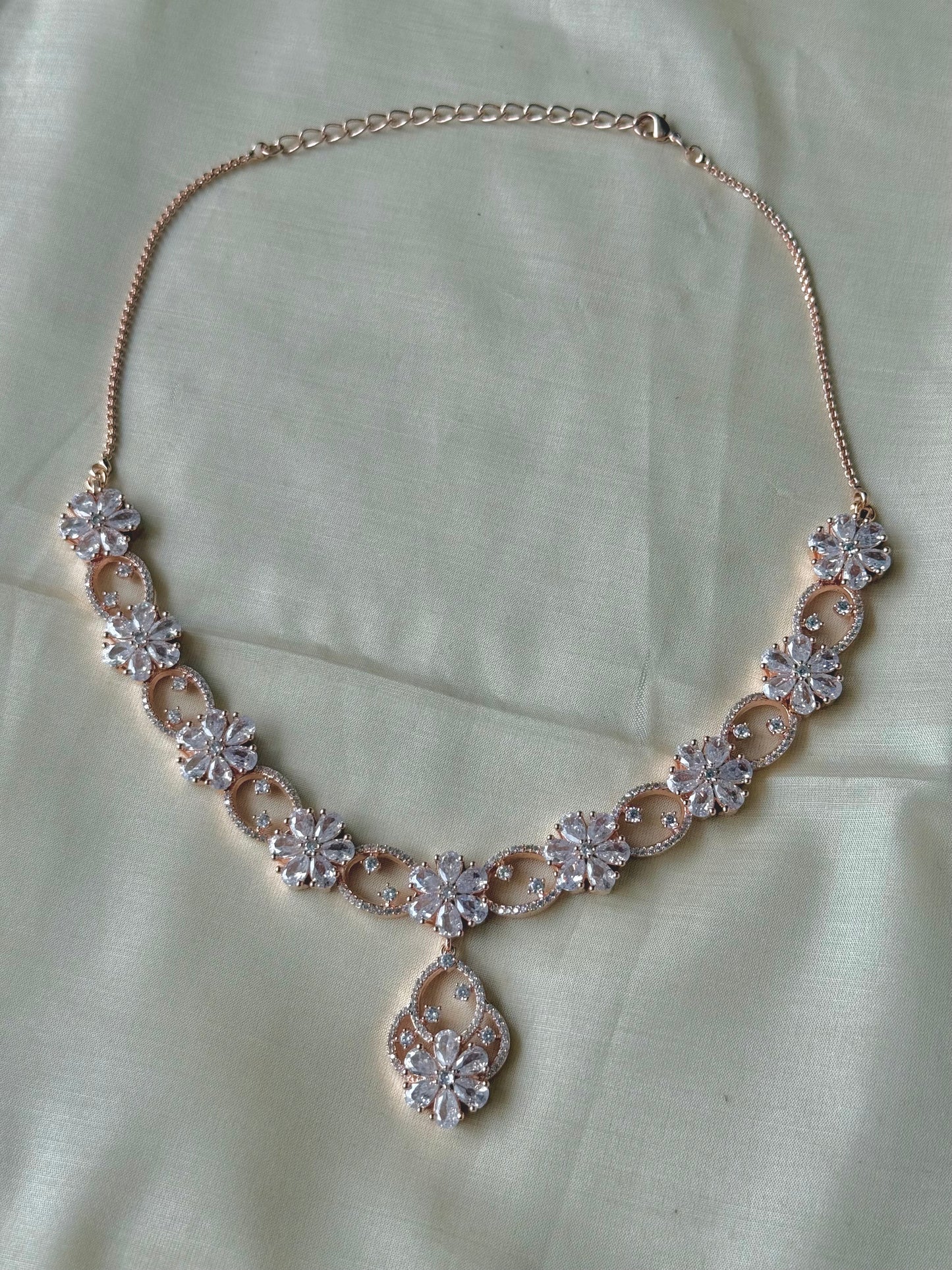 Roshka Necklace set