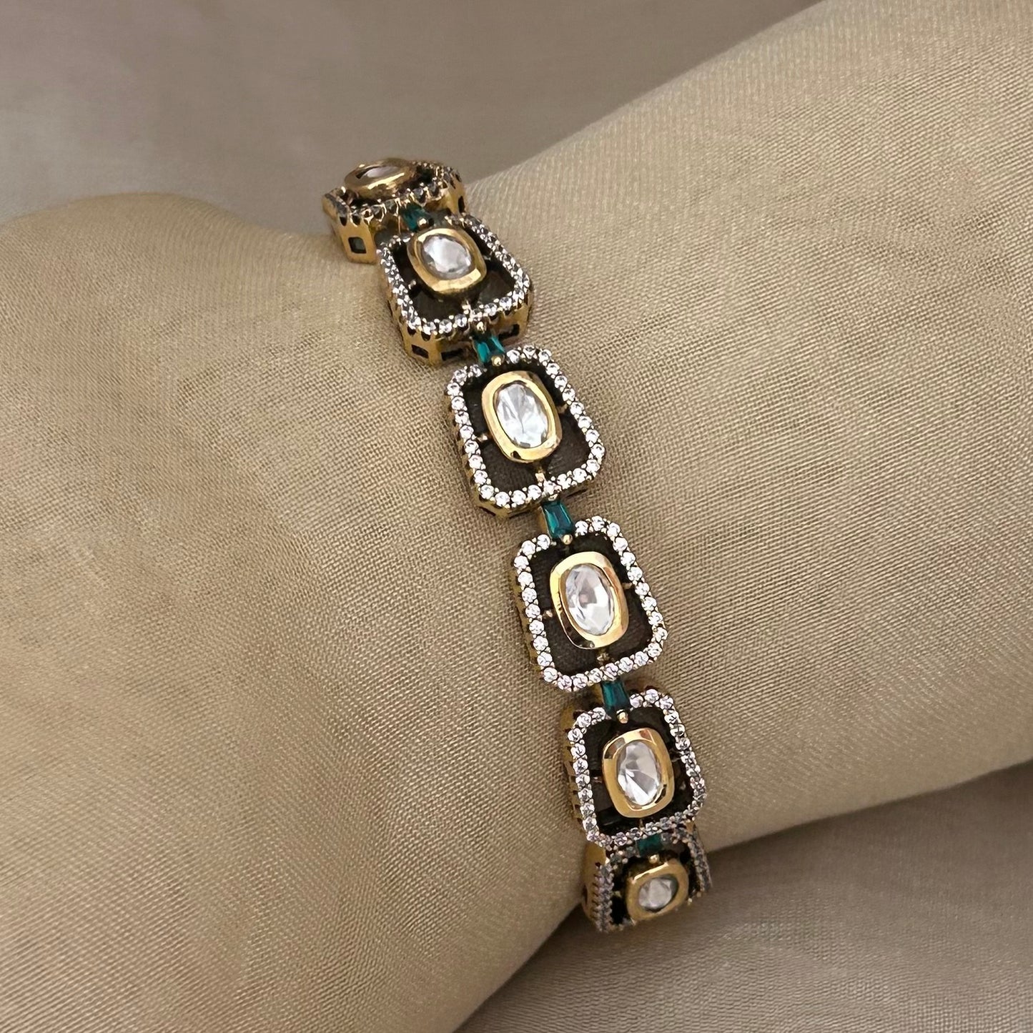Imperial Charm Kada