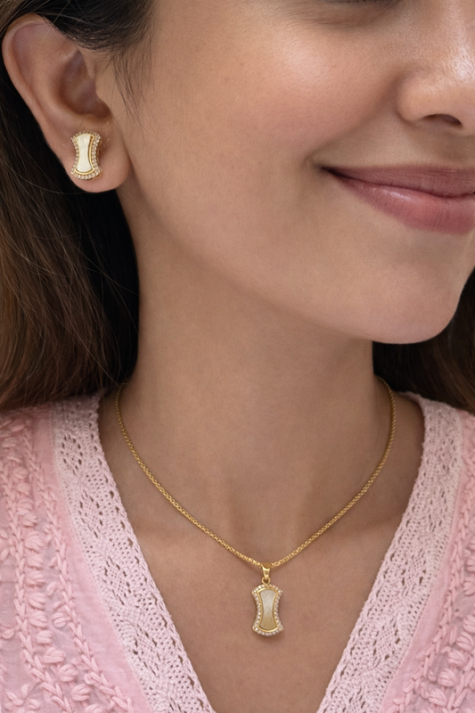 Sylveris Pendant Set