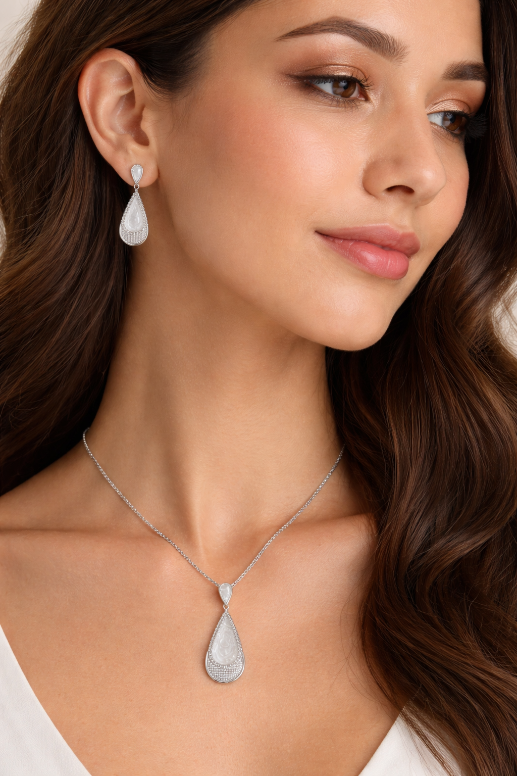 Ivora Pendant Set