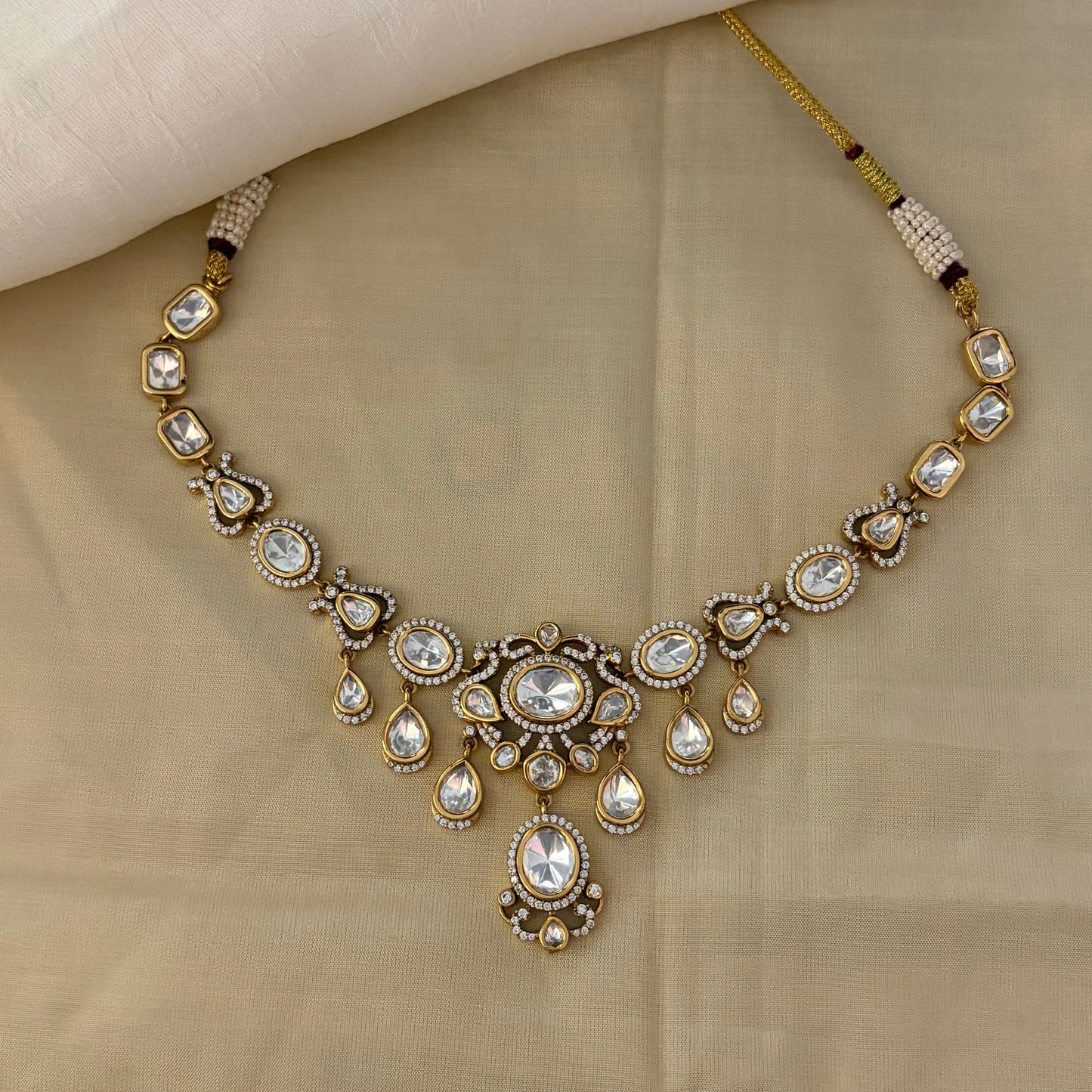 Dia Necklace Set