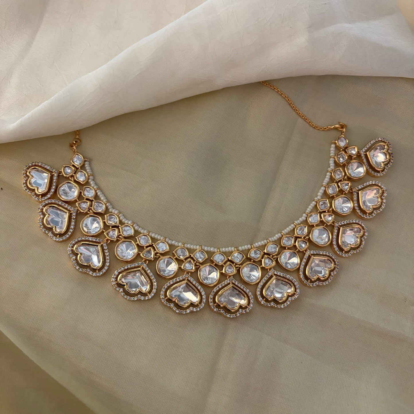 Saavi Necklace Set