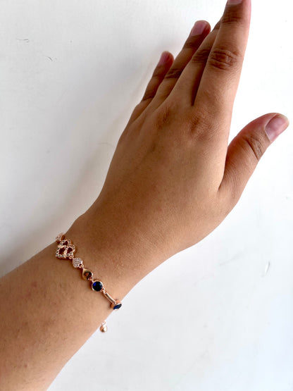 Sparkling Heart Bracelet