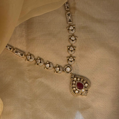 Amora Necklace Set