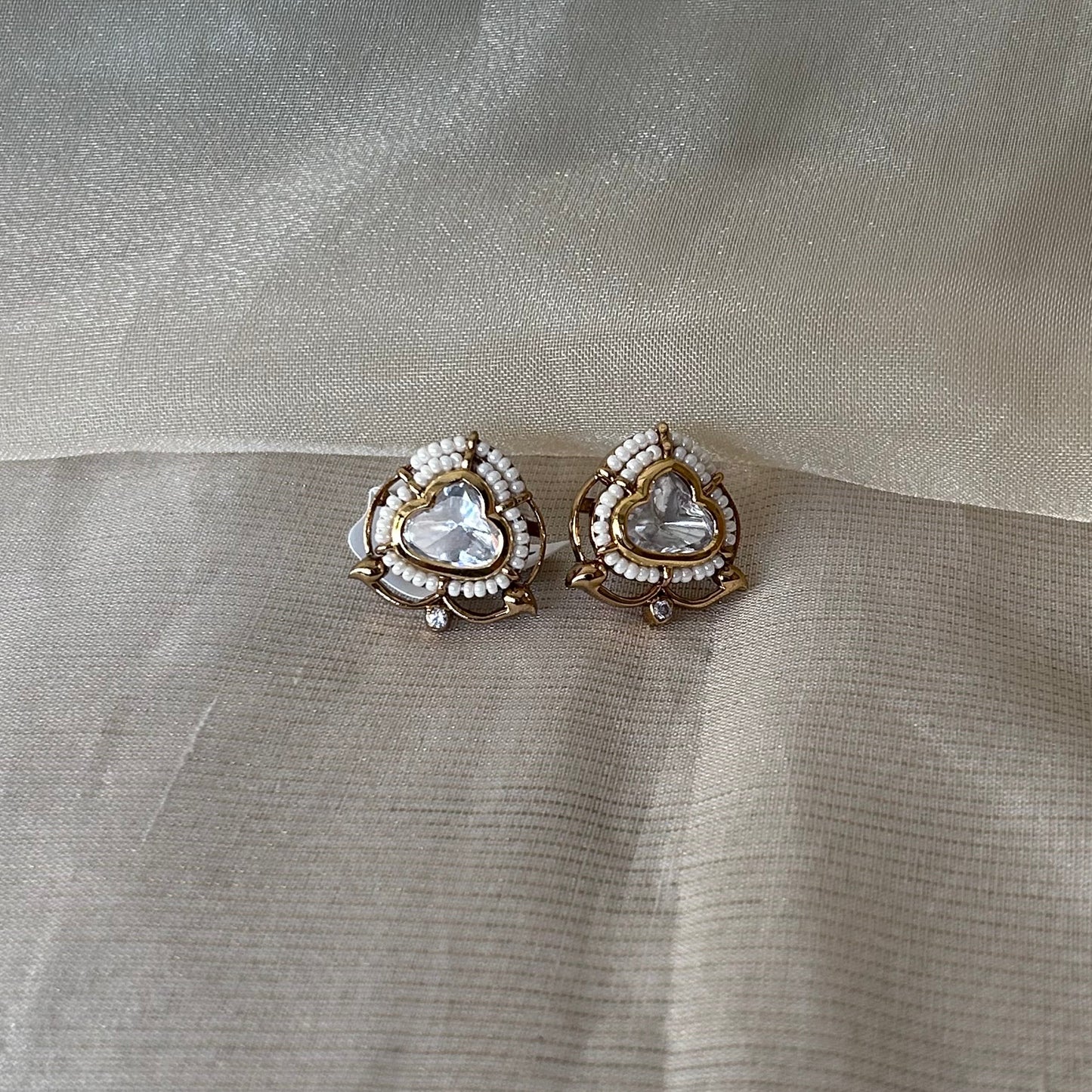 Jarokha Studs Earrings
