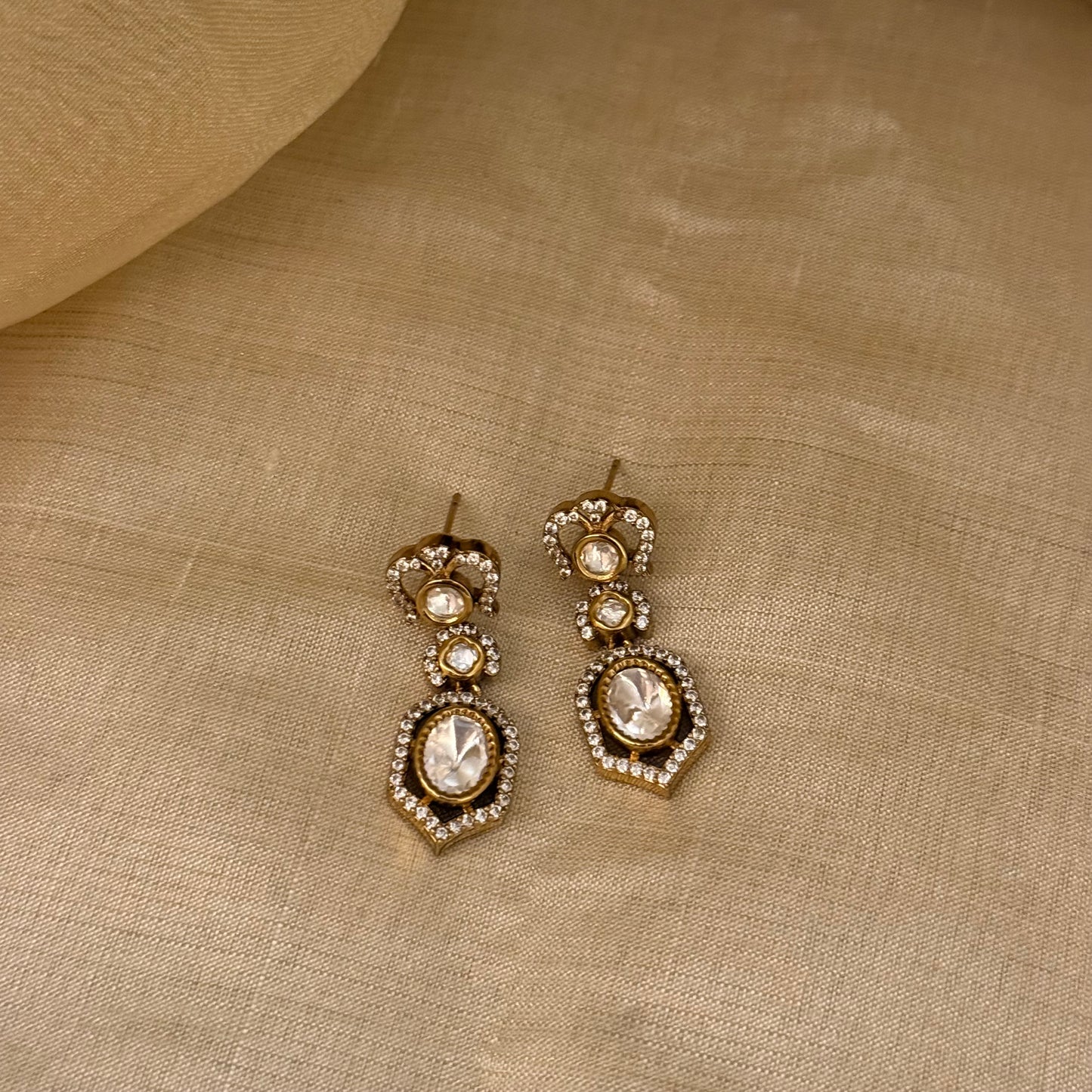 Nayantara Moissanite Necklace Set