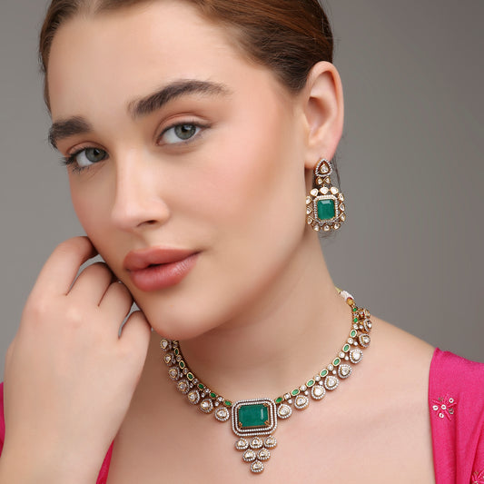 Rajsi Panna Necklace Set
