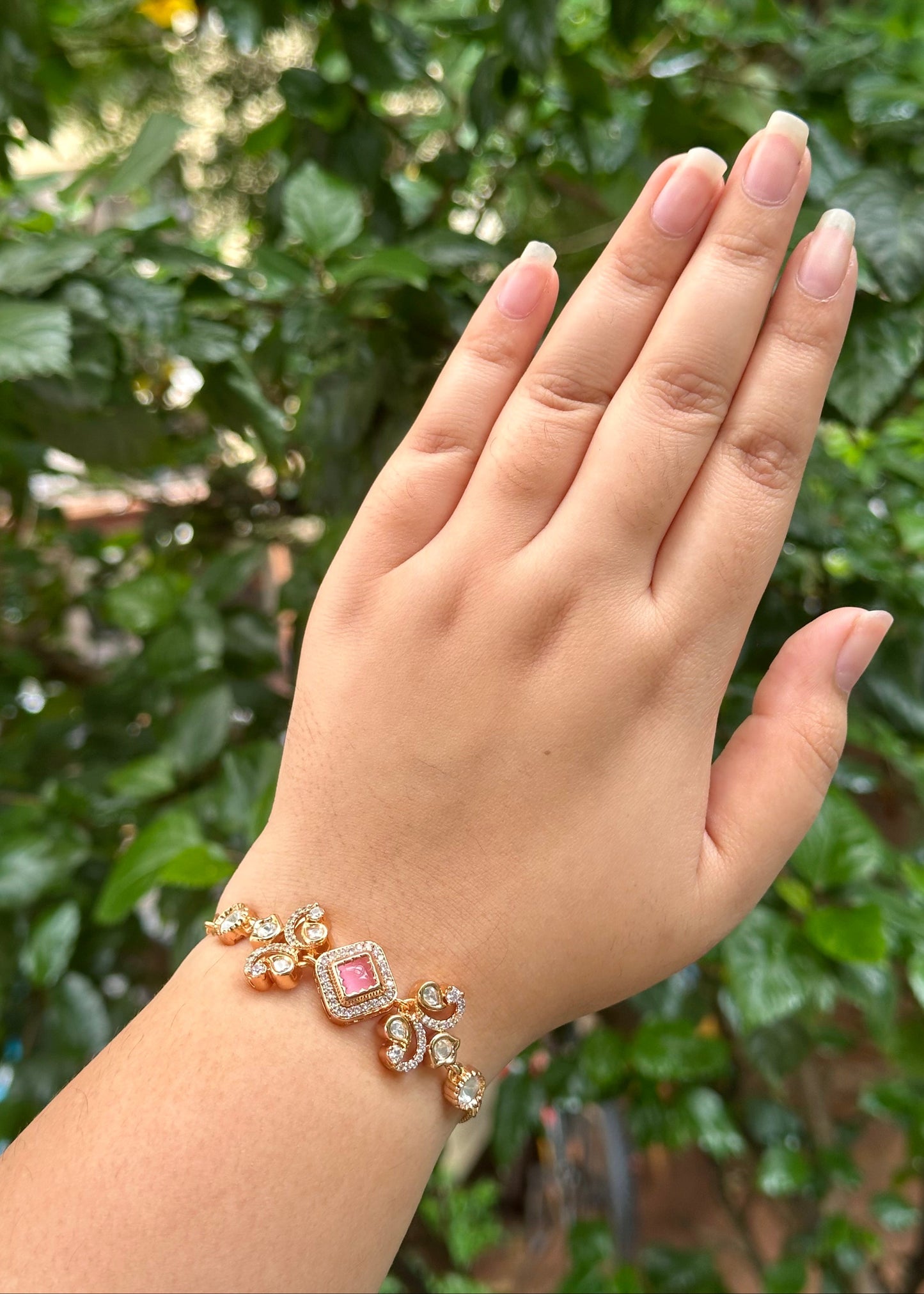 Aarvika Gold Bracelet