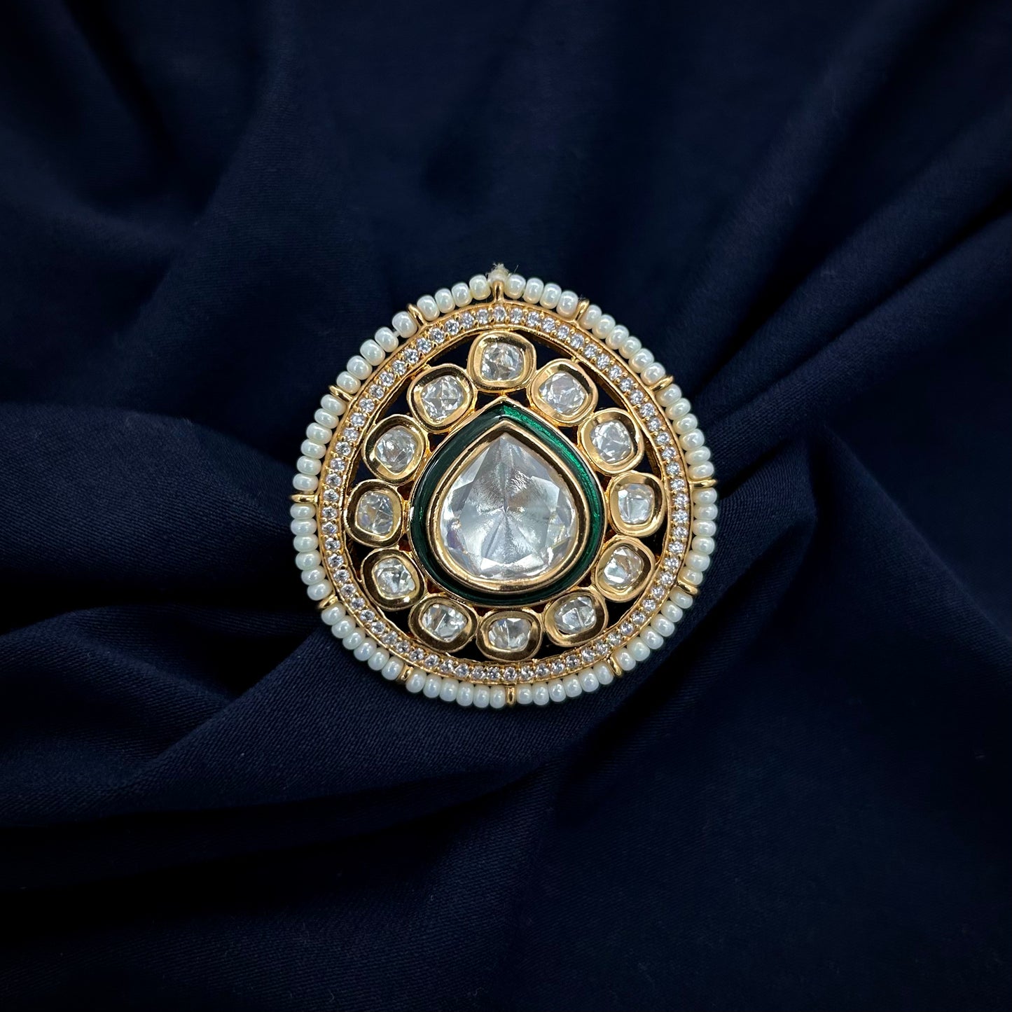 Aakar Kundan Ring