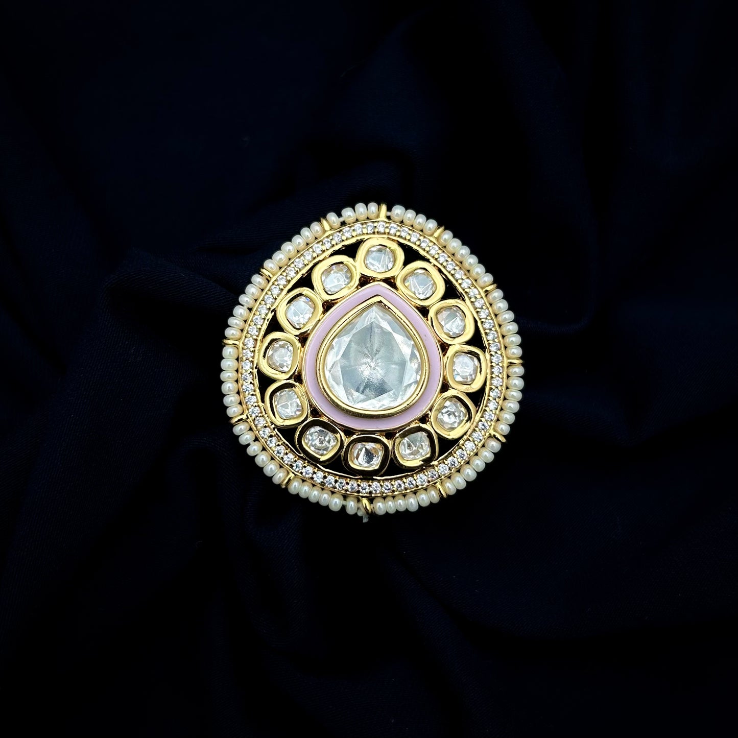 Aakar Kundan Ring