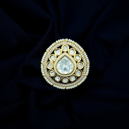 Aakar Kundan Ring