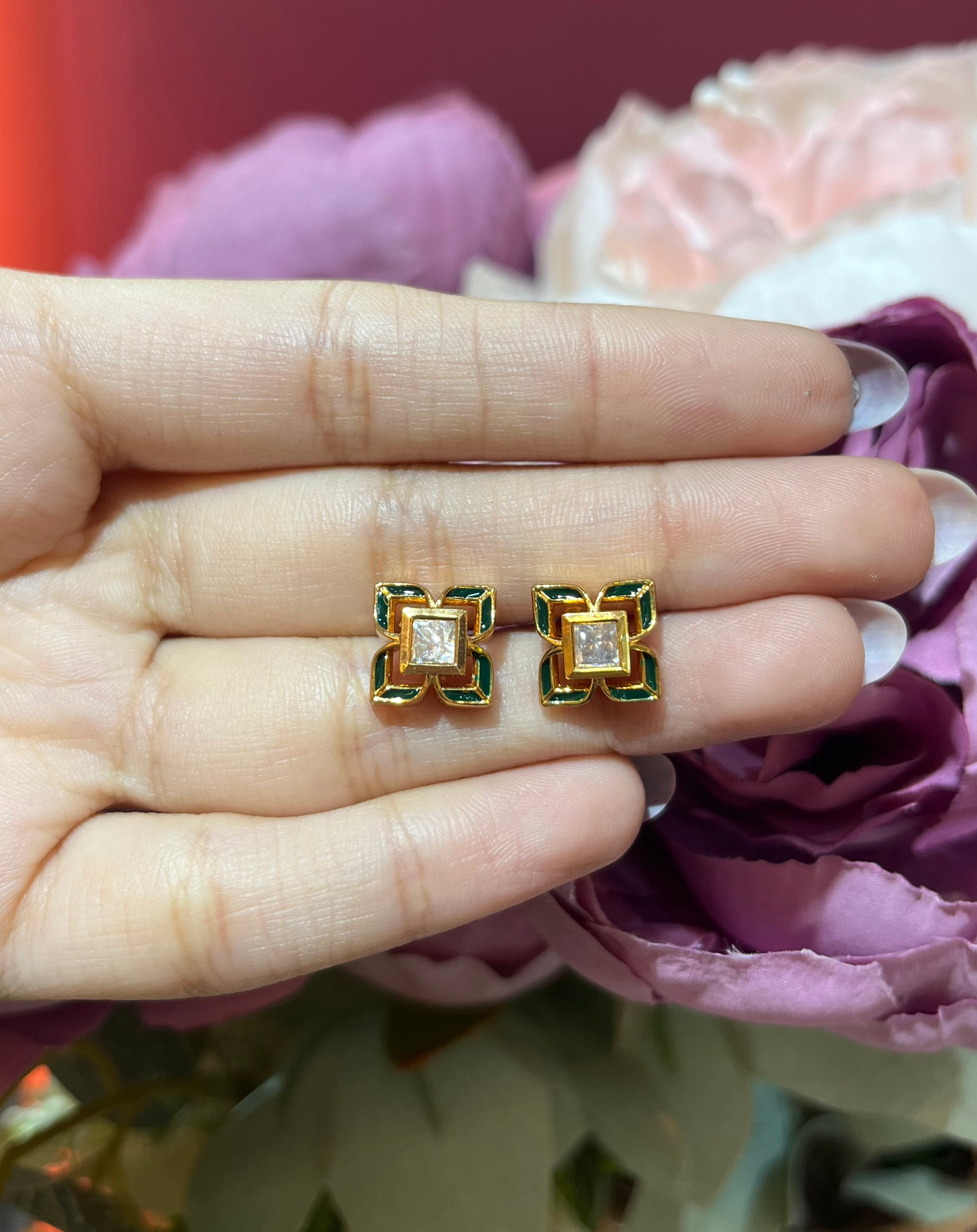 Geometric Studs