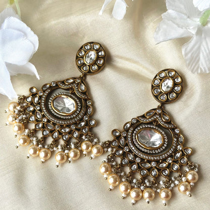 Mahira Tyohaar Earrings