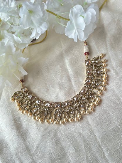 Sia Necklace Set