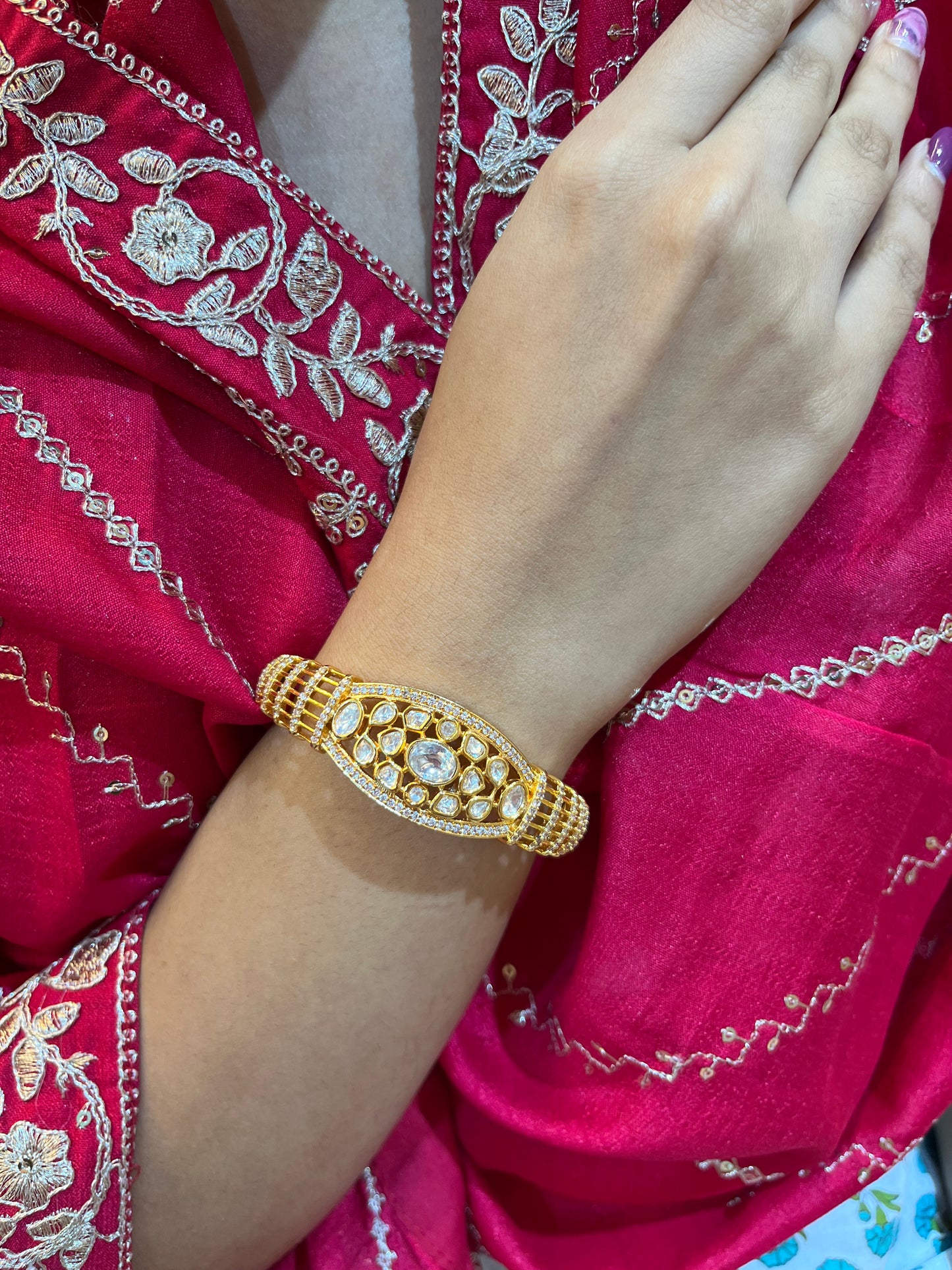 DivyaJaali Luxe Gold Kada