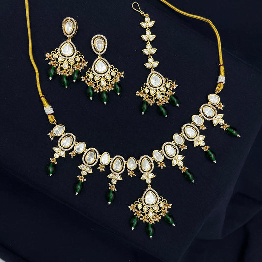 Oval Styled Kundan Necklace Set