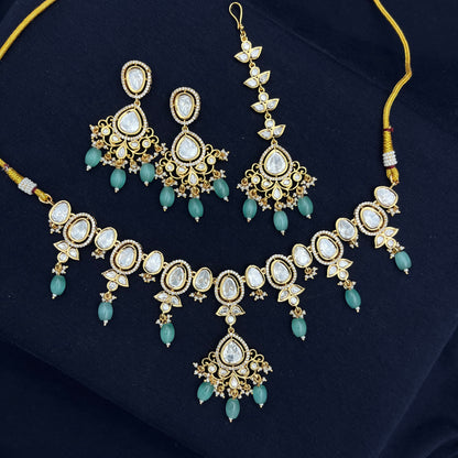 Oval Styled Kundan Necklace Set