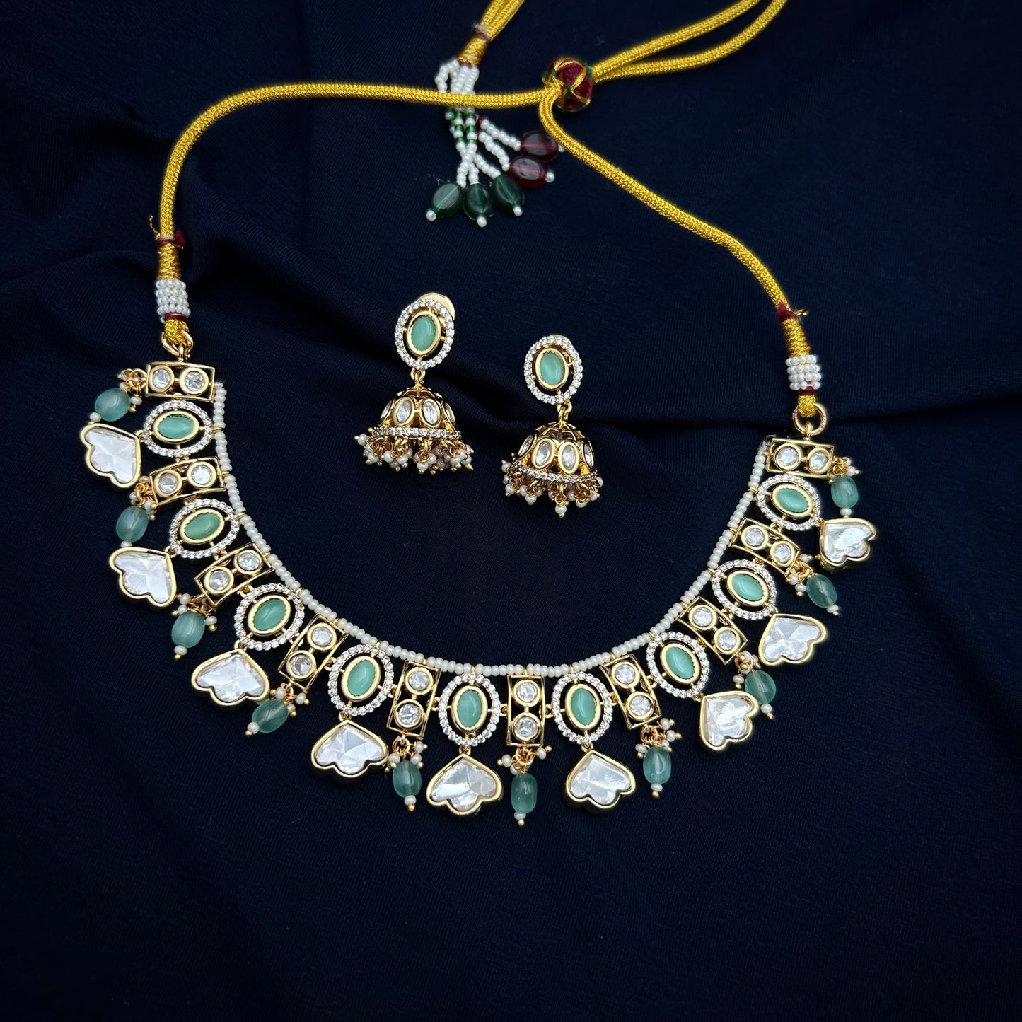 Lotus Shaped Kundan Necklace Set