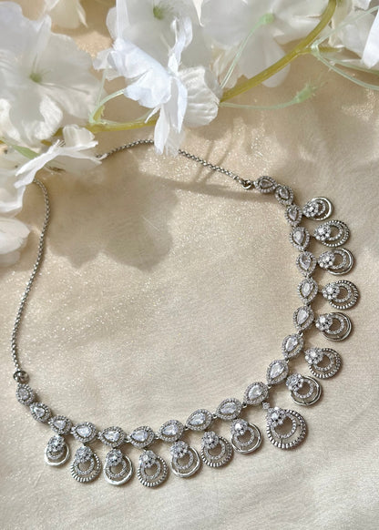 Kiyana Silver Necklace Set