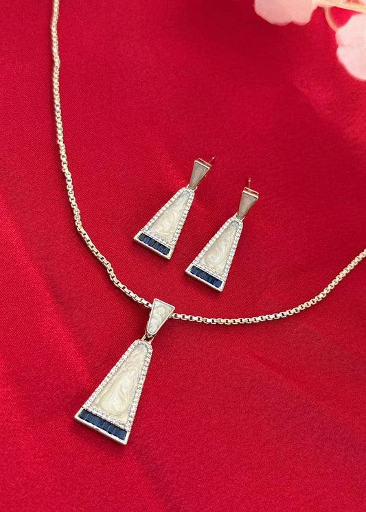 Pearl Silver Radiance Pendent Set