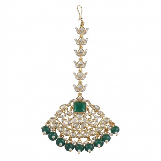 Doublet Styled Kundan Mang Tikka
