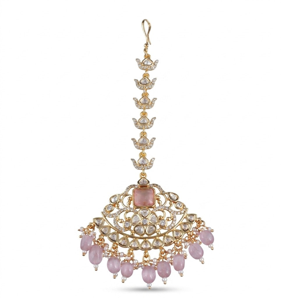 Doublet Styled Kundan Mang Tikka