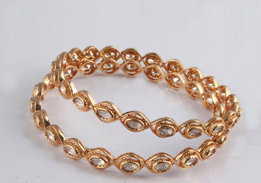 Sleek Look Kundan Bangles